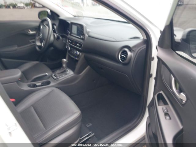 Photo 4 VIN: KM8K53A5XLU575186 - HYUNDAI KONA 