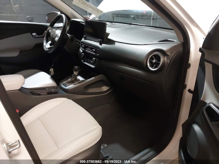 Photo 4 VIN: KM8K5CA33NU840015 - HYUNDAI KONA 