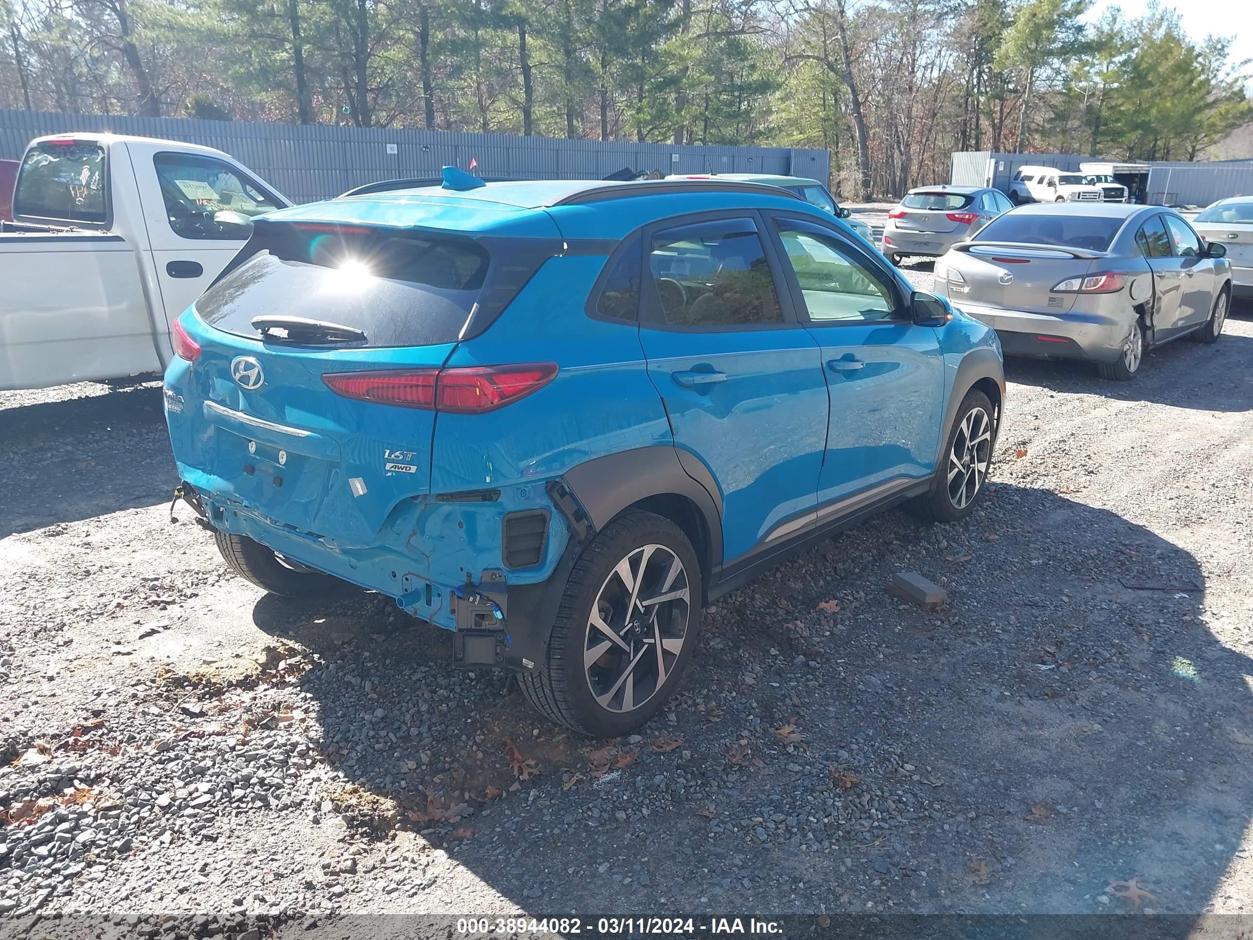 Photo 3 VIN: KM8K5CA39NU864643 - HYUNDAI KONA 