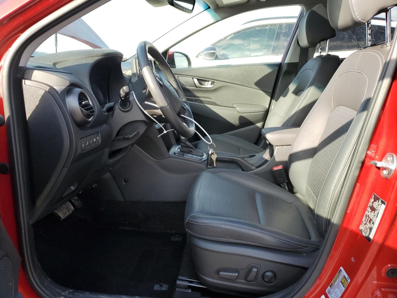 Photo 6 VIN: KM8K5CA53KU388578 - HYUNDAI KONA 