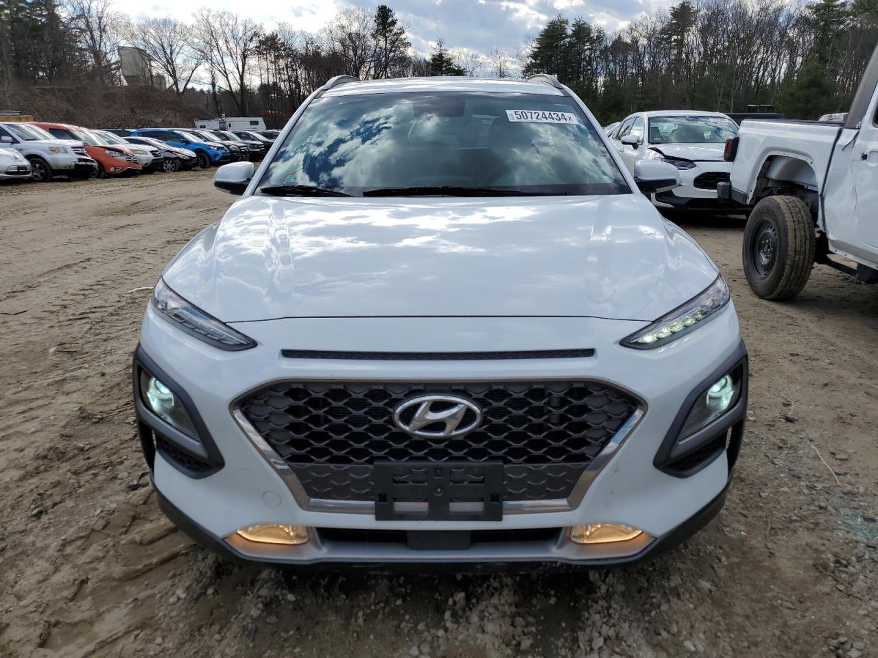 Photo 4 VIN: KM8K5CA55KU214415 - HYUNDAI KONA 