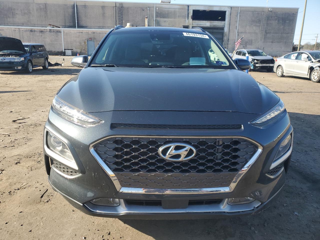 Photo 4 VIN: KM8K5CA55LU446059 - HYUNDAI KONA 