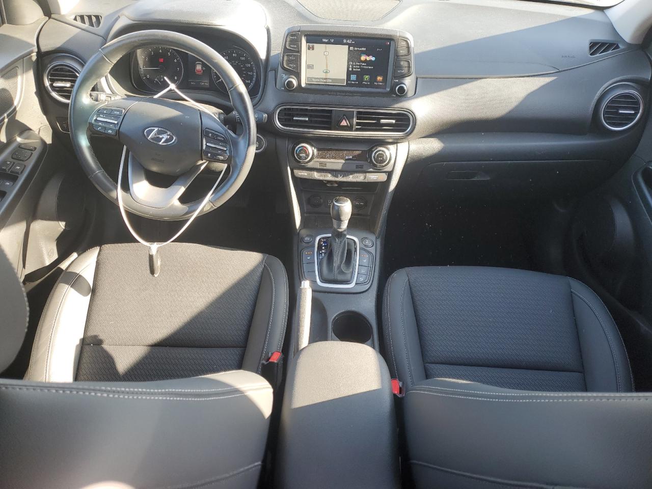 Photo 7 VIN: KM8K5CA55LU446059 - HYUNDAI KONA 