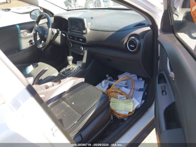 Photo 4 VIN: KM8K5CA57JU091747 - HYUNDAI KONA 