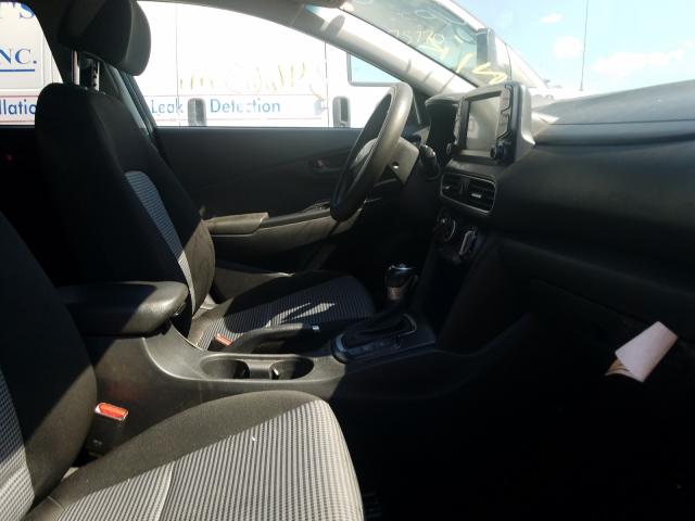 Photo 4 VIN: KM8K62AA0JU087057 - HYUNDAI KONA SEL 