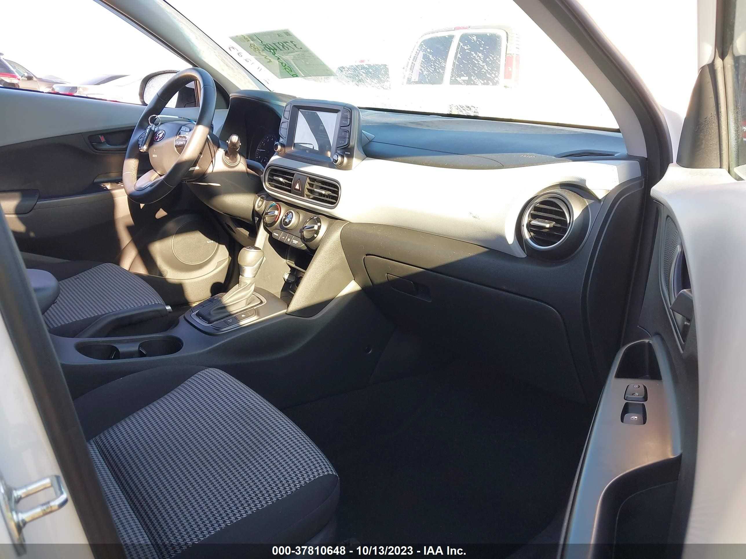 Photo 4 VIN: KM8K62AA1MU725420 - HYUNDAI KONA 