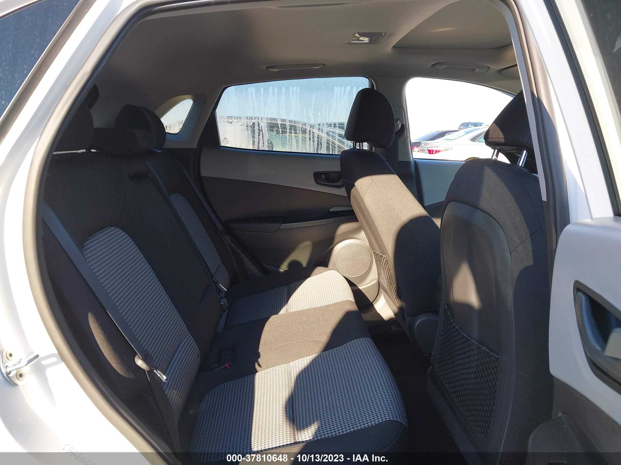 Photo 7 VIN: KM8K62AA1MU725420 - HYUNDAI KONA 