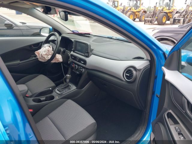 Photo 4 VIN: KM8K62AA2LU557401 - HYUNDAI KONA 