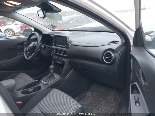 Photo 4 VIN: KM8K62AA3KU247692 - HYUNDAI KONA 