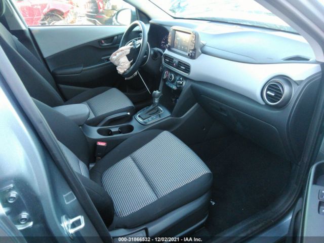 Photo 4 VIN: KM8K62AA3MU718047 - HYUNDAI KONA 