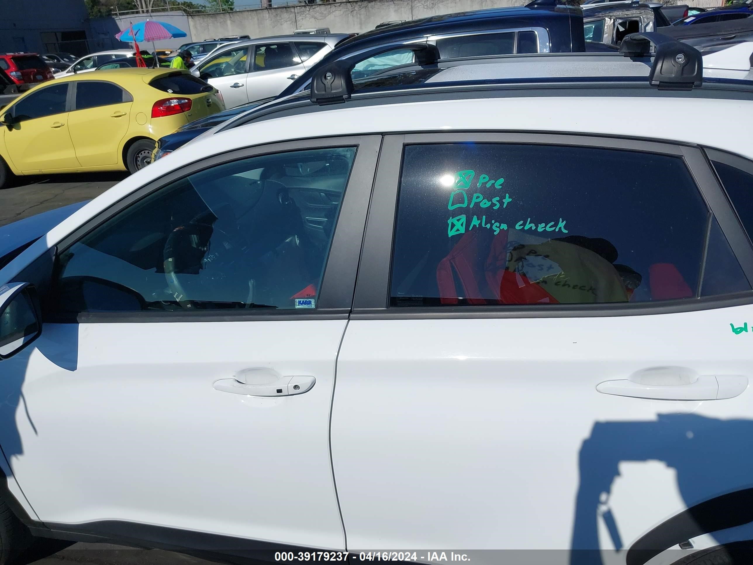 Photo 13 VIN: KM8K62AA5MU715666 - HYUNDAI KONA 