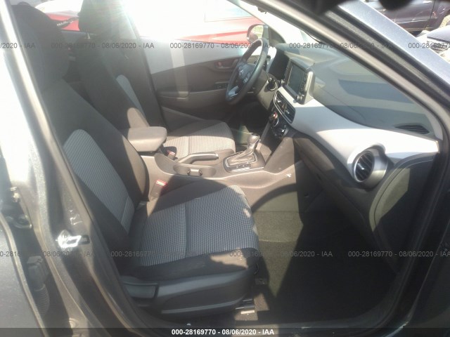 Photo 4 VIN: KM8K62AAXKU370700 - HYUNDAI KONA 