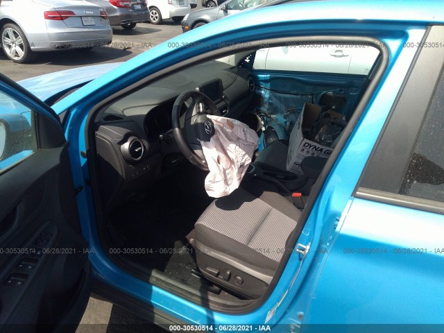 Photo 4 VIN: KM8K62AAXLU530401 - HYUNDAI KONA 