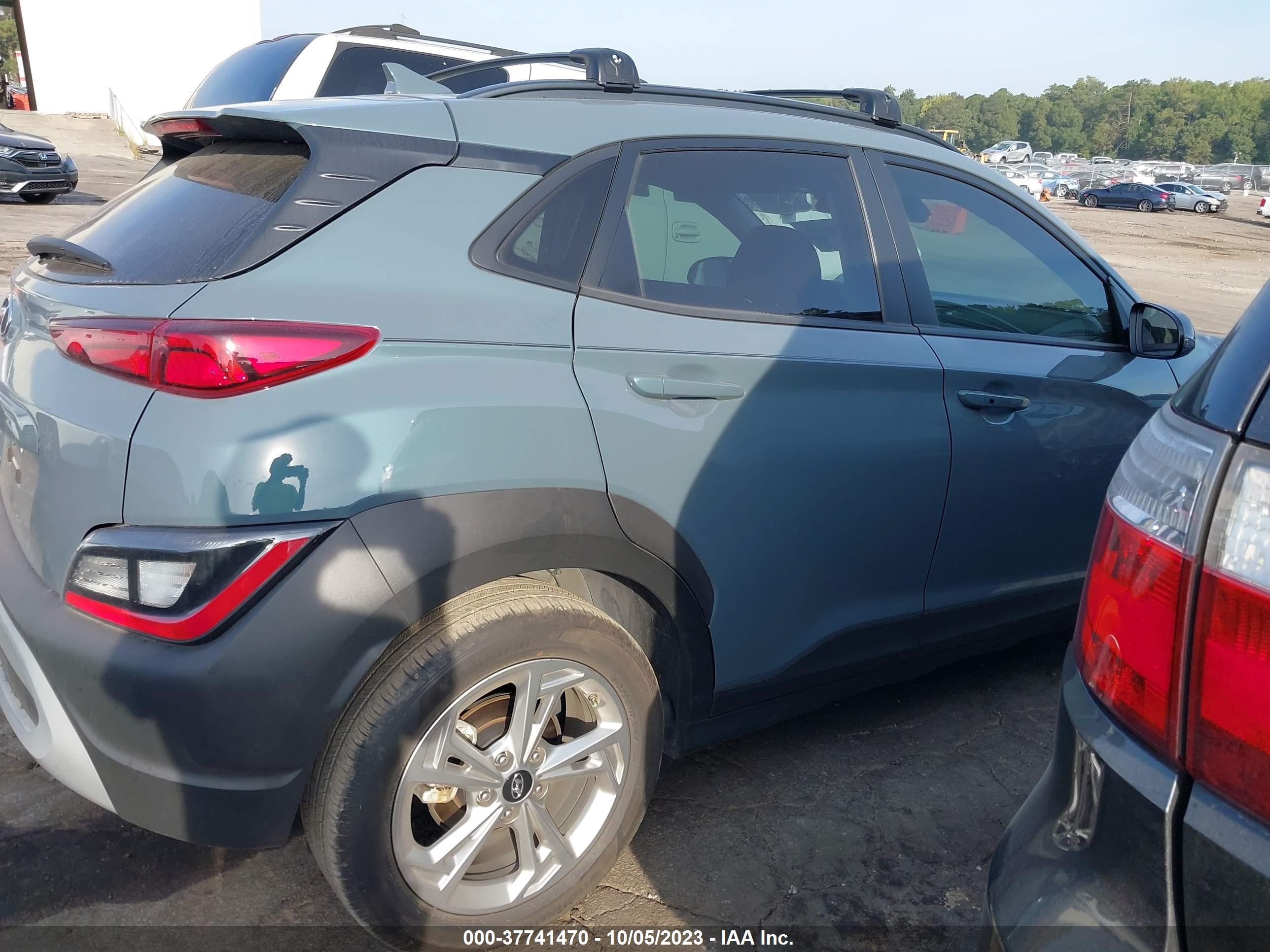 Photo 13 VIN: KM8K62AB1NU755544 - HYUNDAI KONA 