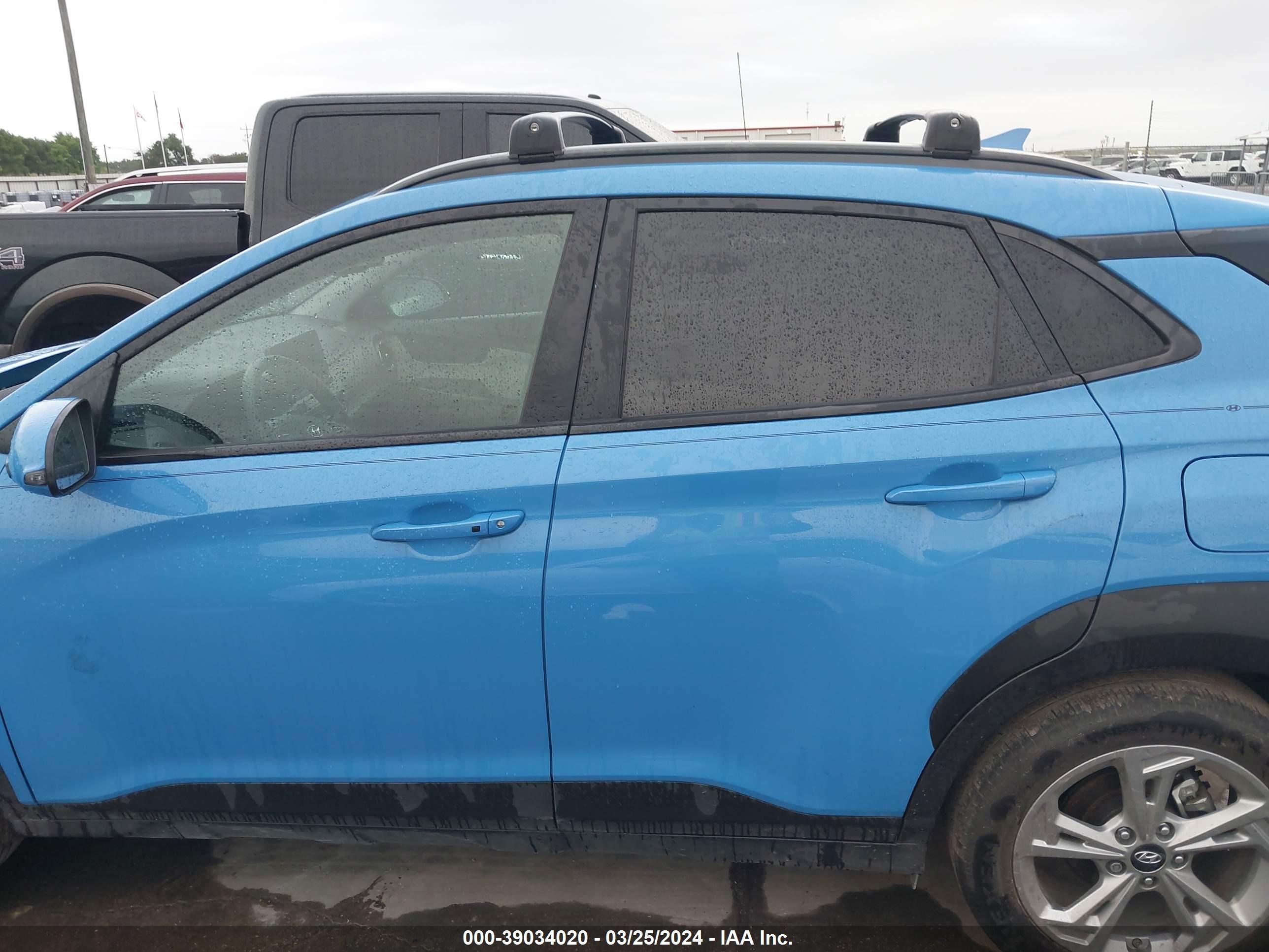 Photo 13 VIN: KM8K62AB1NU786986 - HYUNDAI KONA 