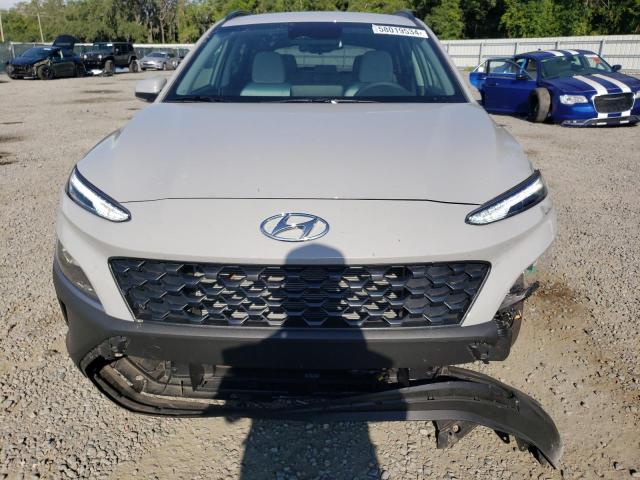 Photo 4 VIN: KM8K62AB1PU027564 - HYUNDAI KONA 