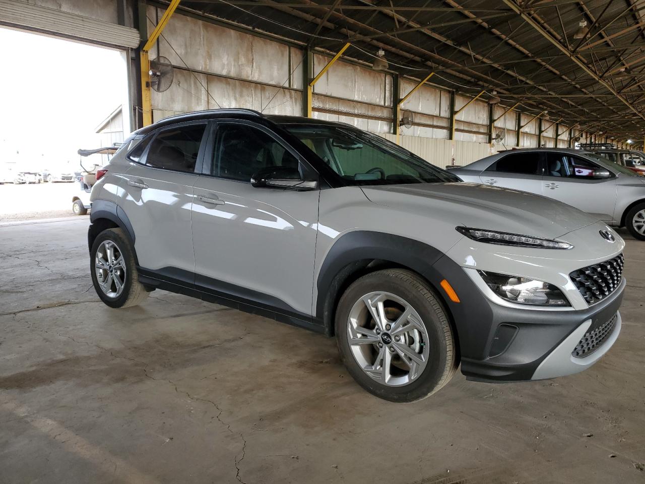 Photo 3 VIN: KM8K62AB2PU954850 - HYUNDAI KONA 