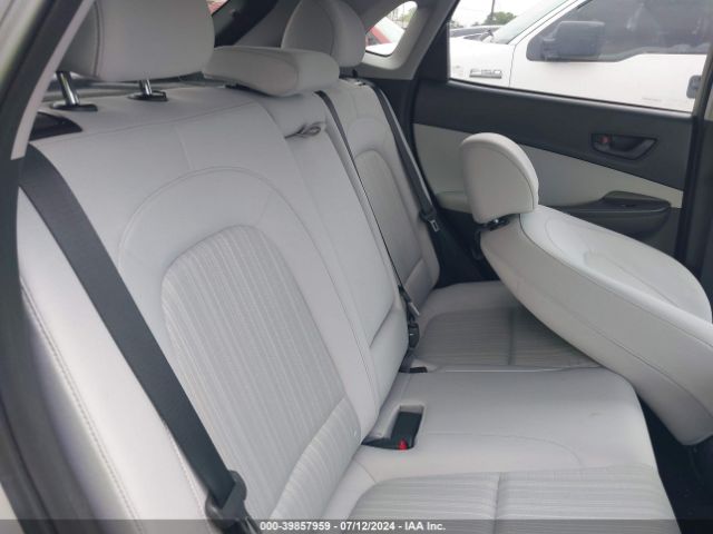 Photo 7 VIN: KM8K62AB3PU007669 - HYUNDAI KONA 