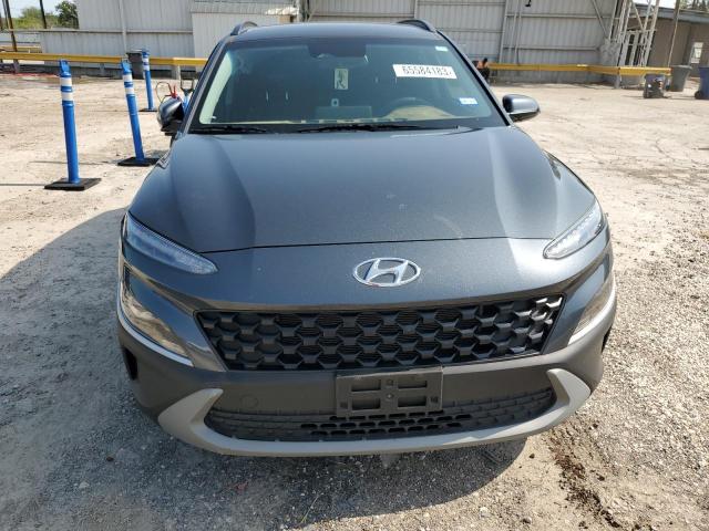 Photo 4 VIN: KM8K62AB4NU890596 - HYUNDAI KONA SEL 