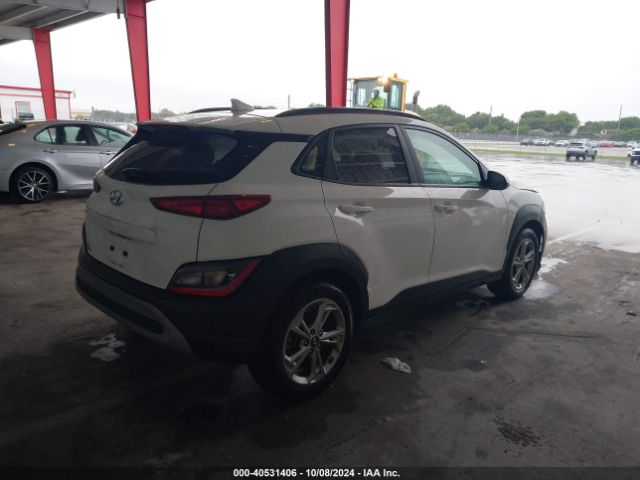 Photo 3 VIN: KM8K62AB6NU910914 - HYUNDAI KONA 