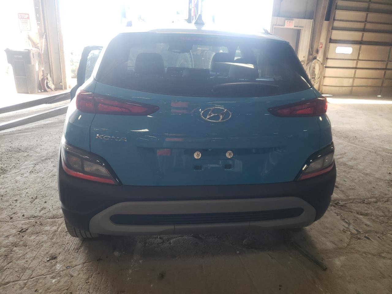 Photo 5 VIN: KM8K62AB6PU975930 - HYUNDAI KONA 