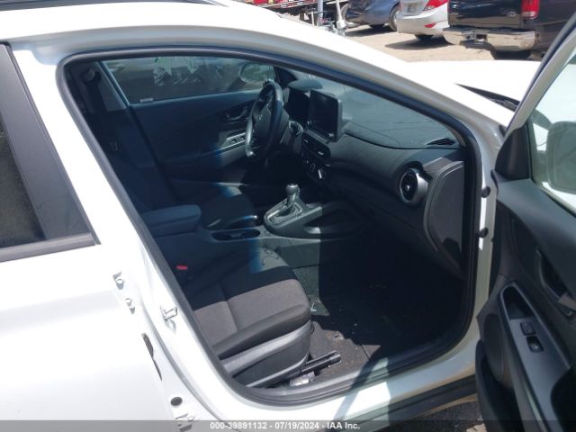 Photo 4 VIN: KM8K62AB6PU979766 - HYUNDAI KONA 