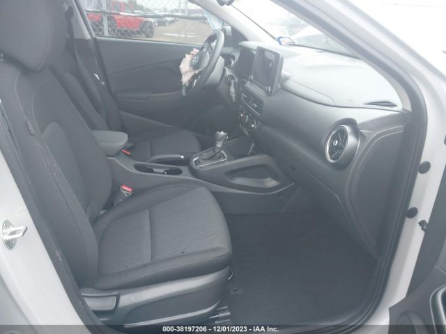 Photo 4 VIN: KM8K62AB7PU950261 - HYUNDAI KONA 