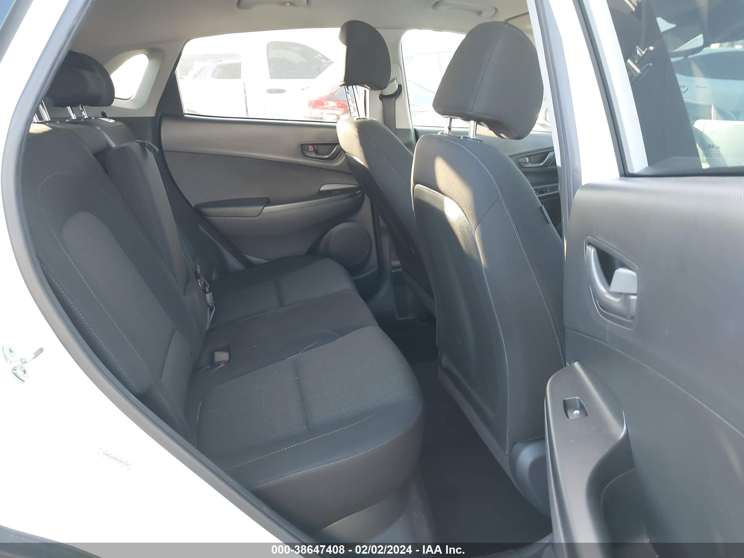 Photo 7 VIN: KM8K62AB9NU901155 - HYUNDAI KONA 