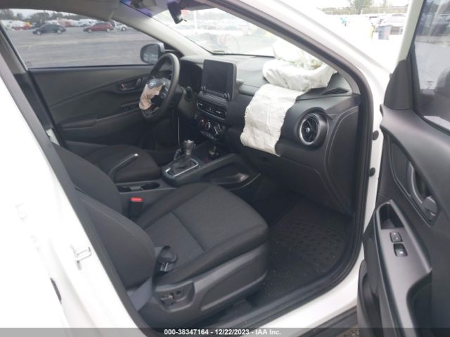 Photo 4 VIN: KM8K62ABXNU916764 - HYUNDAI KONA 