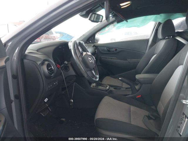 Photo 4 VIN: KM8K63A58MU702919 - HYUNDAI KONA 