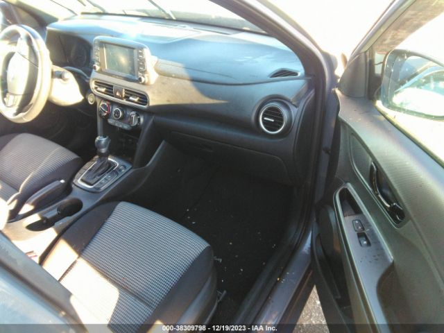 Photo 4 VIN: KM8K6CA52MU714760 - HYUNDAI KONA 