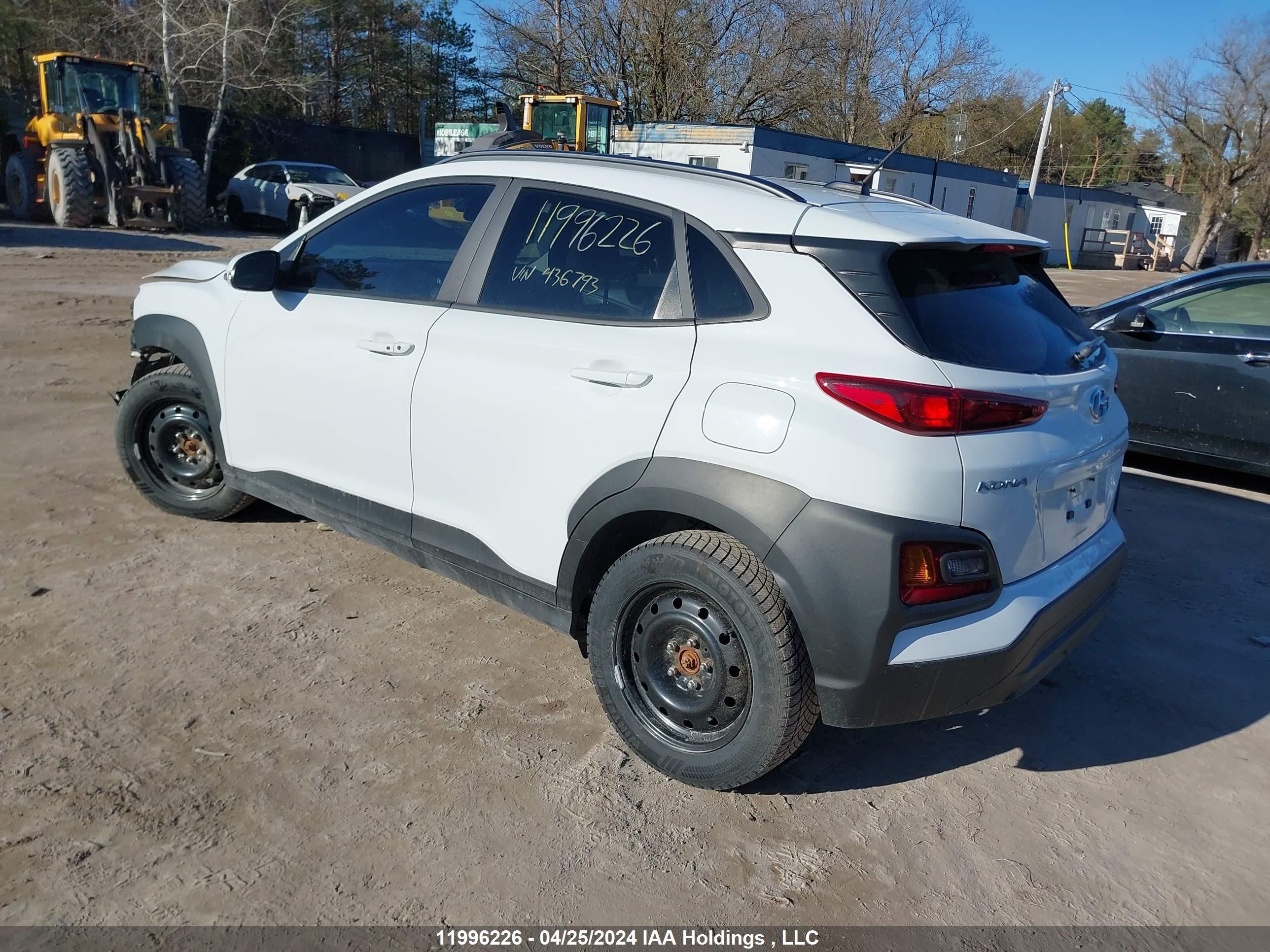 Photo 2 VIN: KM8K6CAA2LU436793 - HYUNDAI KONA 