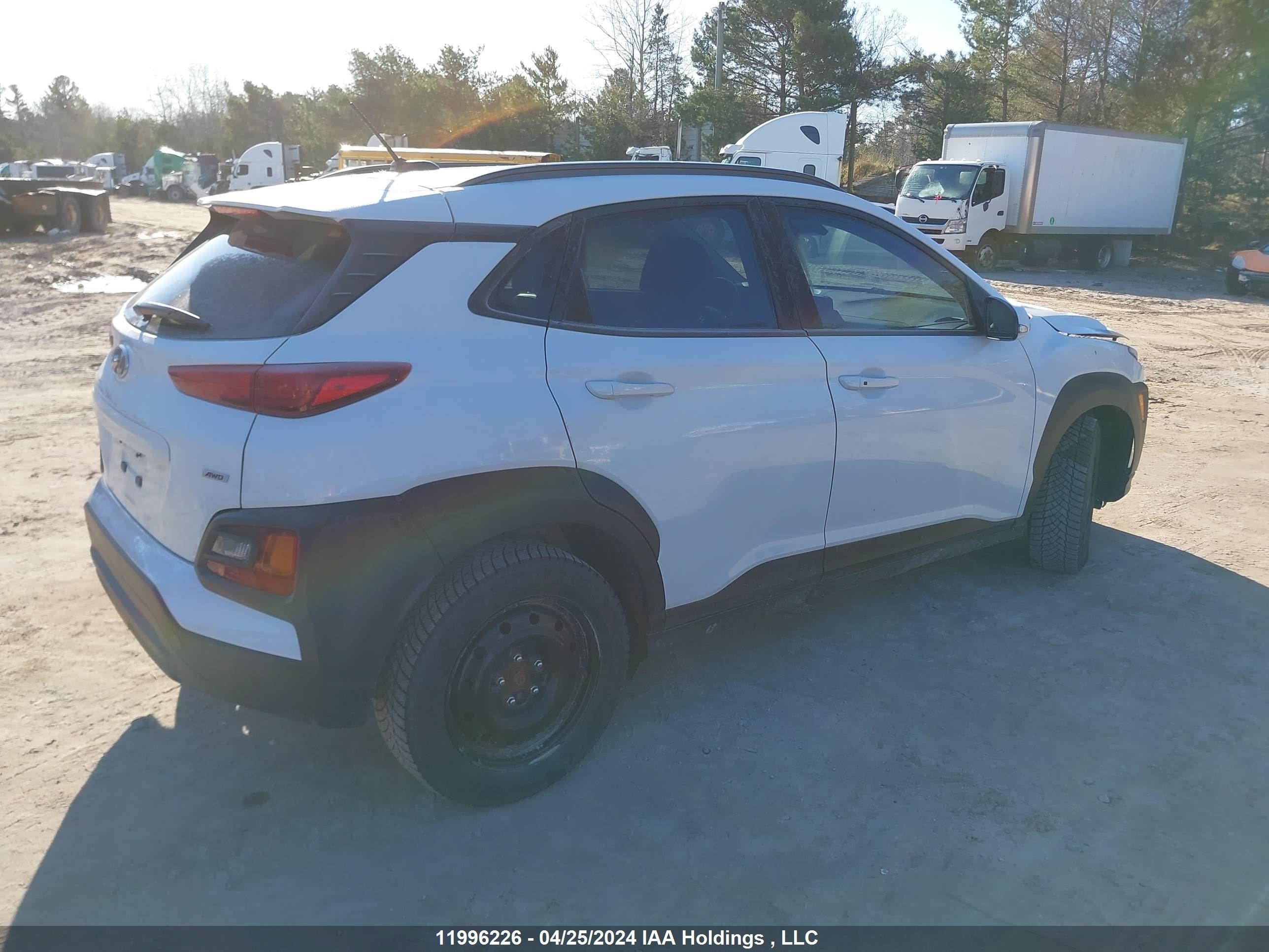 Photo 3 VIN: KM8K6CAA2LU436793 - HYUNDAI KONA 