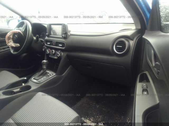 Photo 4 VIN: KM8K6CAA2LU530284 - HYUNDAI KONA 