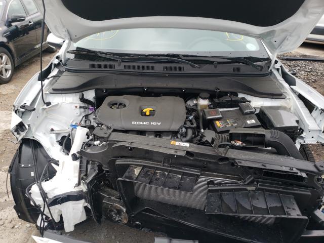 Photo 6 VIN: KM8K6CAA2MU746251 - HYUNDAI KONA SEL P 