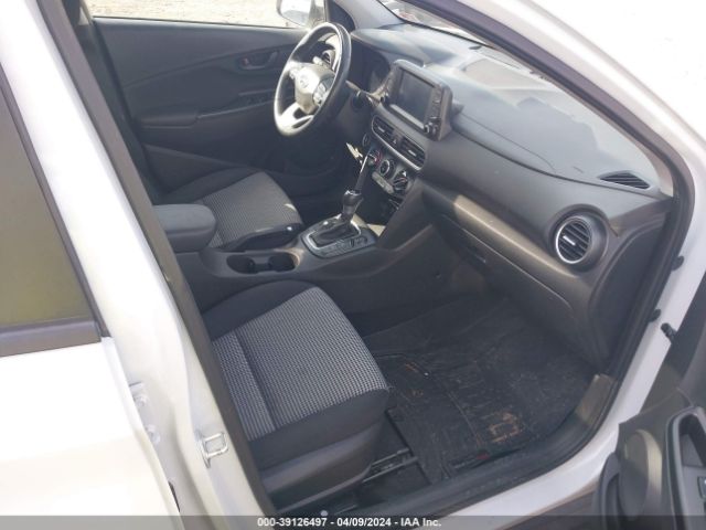 Photo 4 VIN: KM8K6CAA3KU349984 - HYUNDAI KONA 