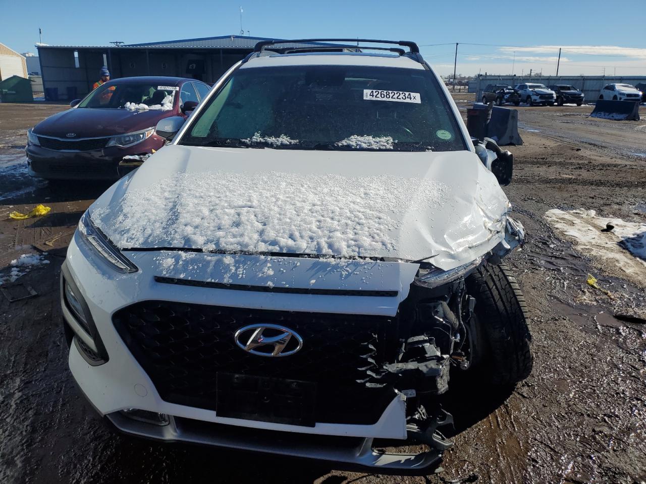 Photo 4 VIN: KM8K6CAA3MU720354 - HYUNDAI KONA 