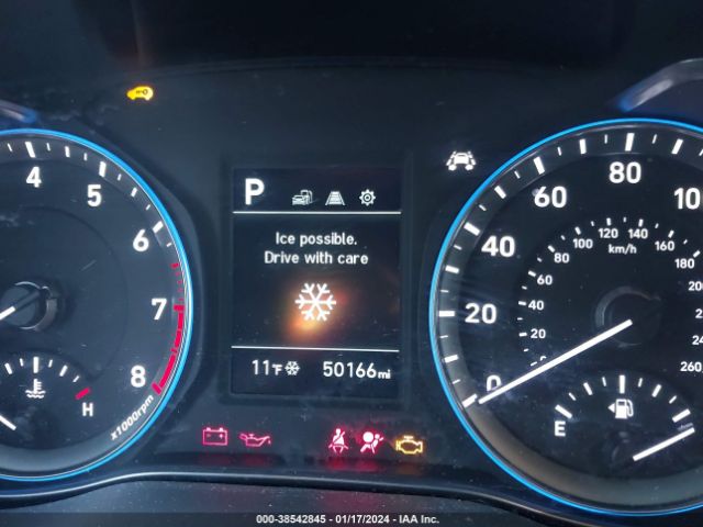 Photo 6 VIN: KM8K6CAA6JU096562 - HYUNDAI KONA 