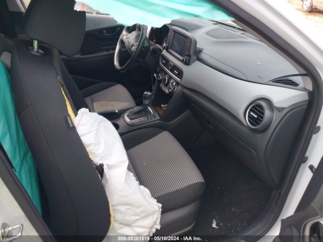 Photo 4 VIN: KM8K6CAA6MU630602 - HYUNDAI KONA 