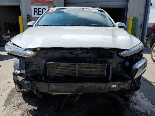 Photo 4 VIN: KM8K6CAA7MU674818 - HYUNDAI KONA SEL P 