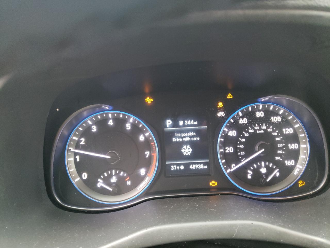 Photo 8 VIN: KM8K6CAAXKU320952 - HYUNDAI KONA 