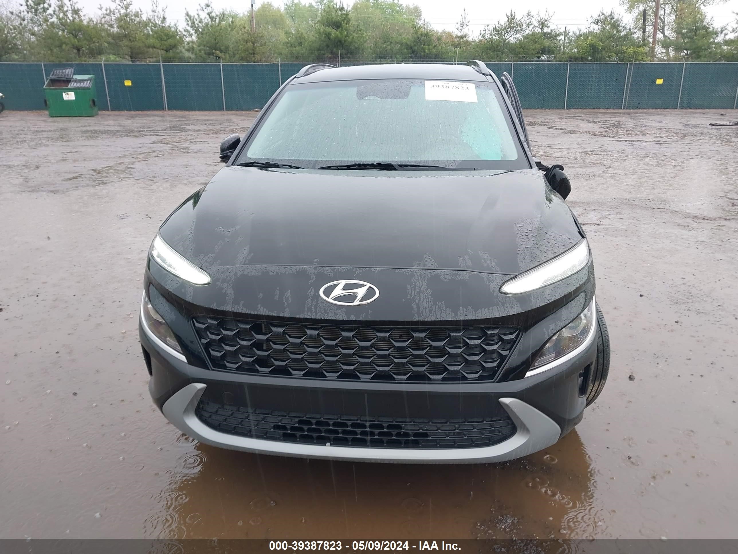 Photo 10 VIN: KM8K6CAB0NU873171 - HYUNDAI KONA 