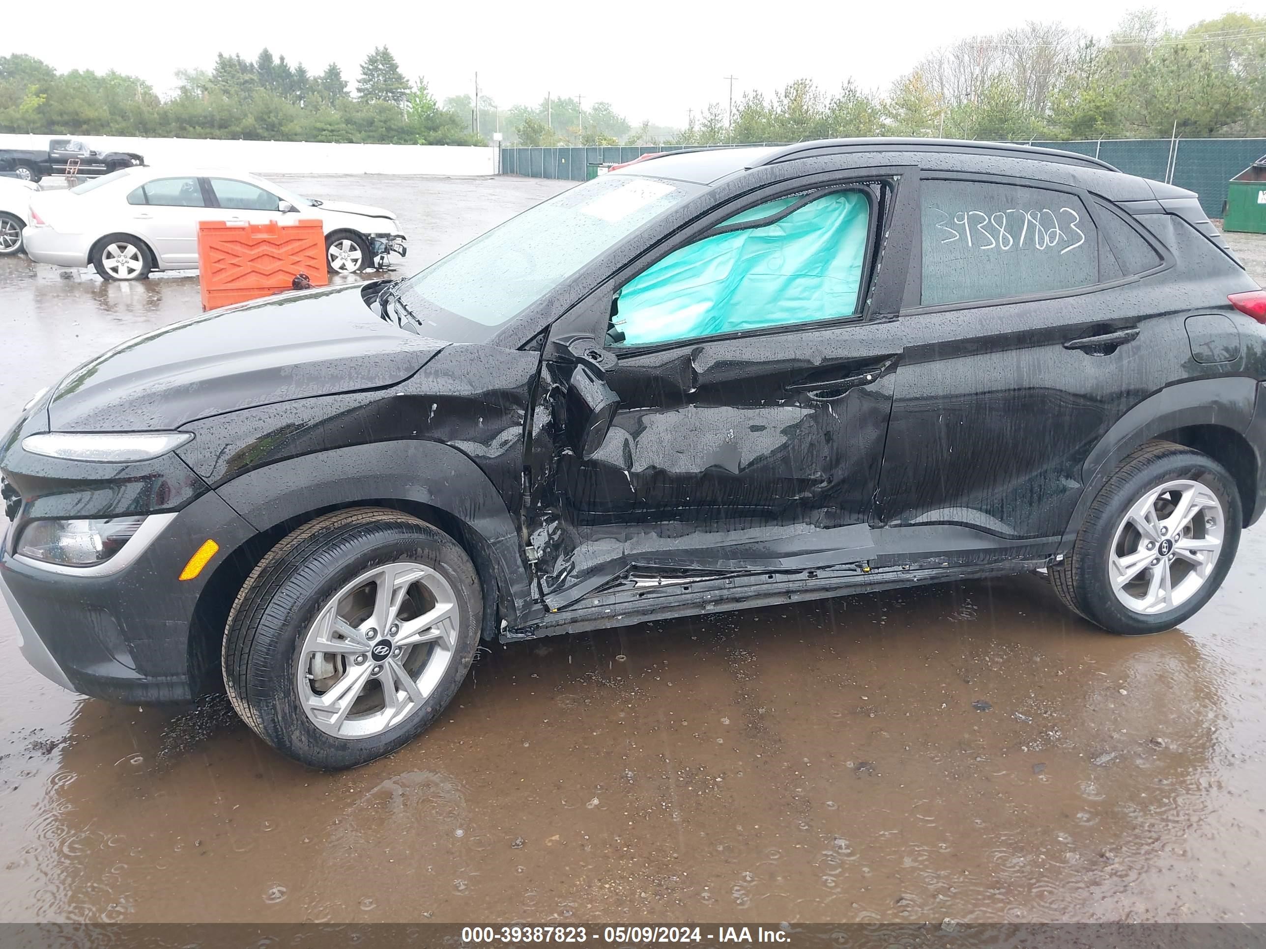 Photo 5 VIN: KM8K6CAB0NU873171 - HYUNDAI KONA 