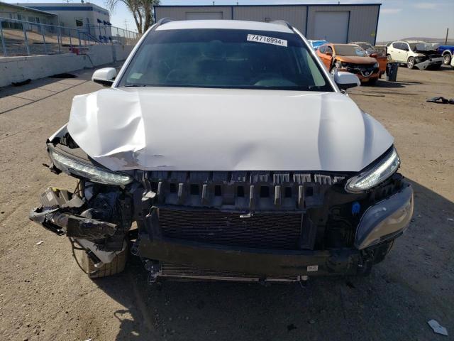 Photo 4 VIN: KM8K6CAB0NU892268 - HYUNDAI KONA SEL 