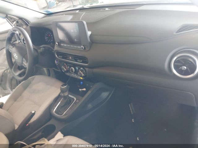 Photo 4 VIN: KM8K6CAB0PU012575 - HYUNDAI KONA 