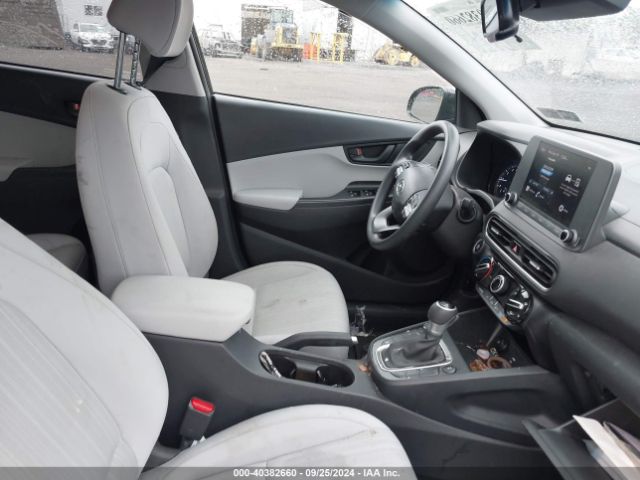 Photo 4 VIN: KM8K6CAB0PU957395 - HYUNDAI KONA 