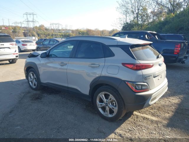 Photo 2 VIN: KM8K6CAB0PU963889 - HYUNDAI KONA 