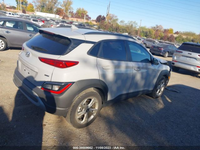 Photo 3 VIN: KM8K6CAB0PU963889 - HYUNDAI KONA 