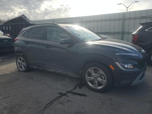 Photo 3 VIN: KM8K6CAB0PU985598 - HYUNDAI KONA SEL 