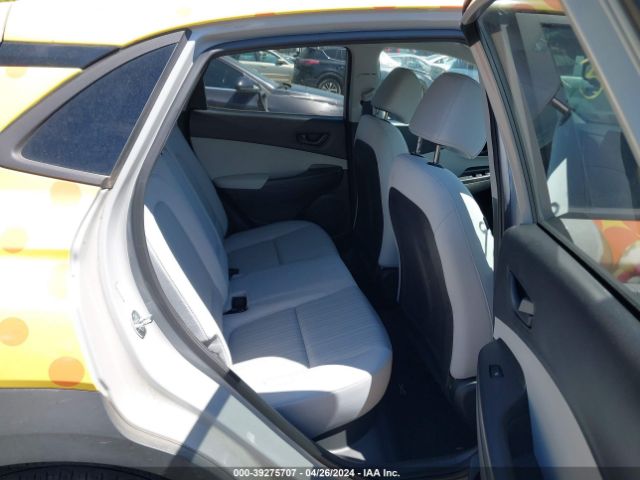 Photo 7 VIN: KM8K6CAB1NU877827 - HYUNDAI KONA 